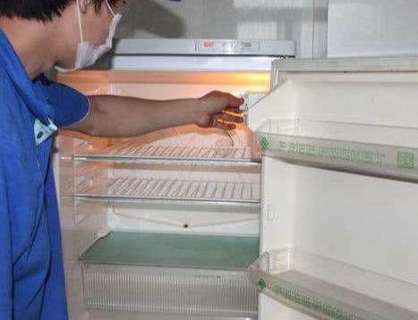 广州保洁公司:家中冰箱如何清洗?